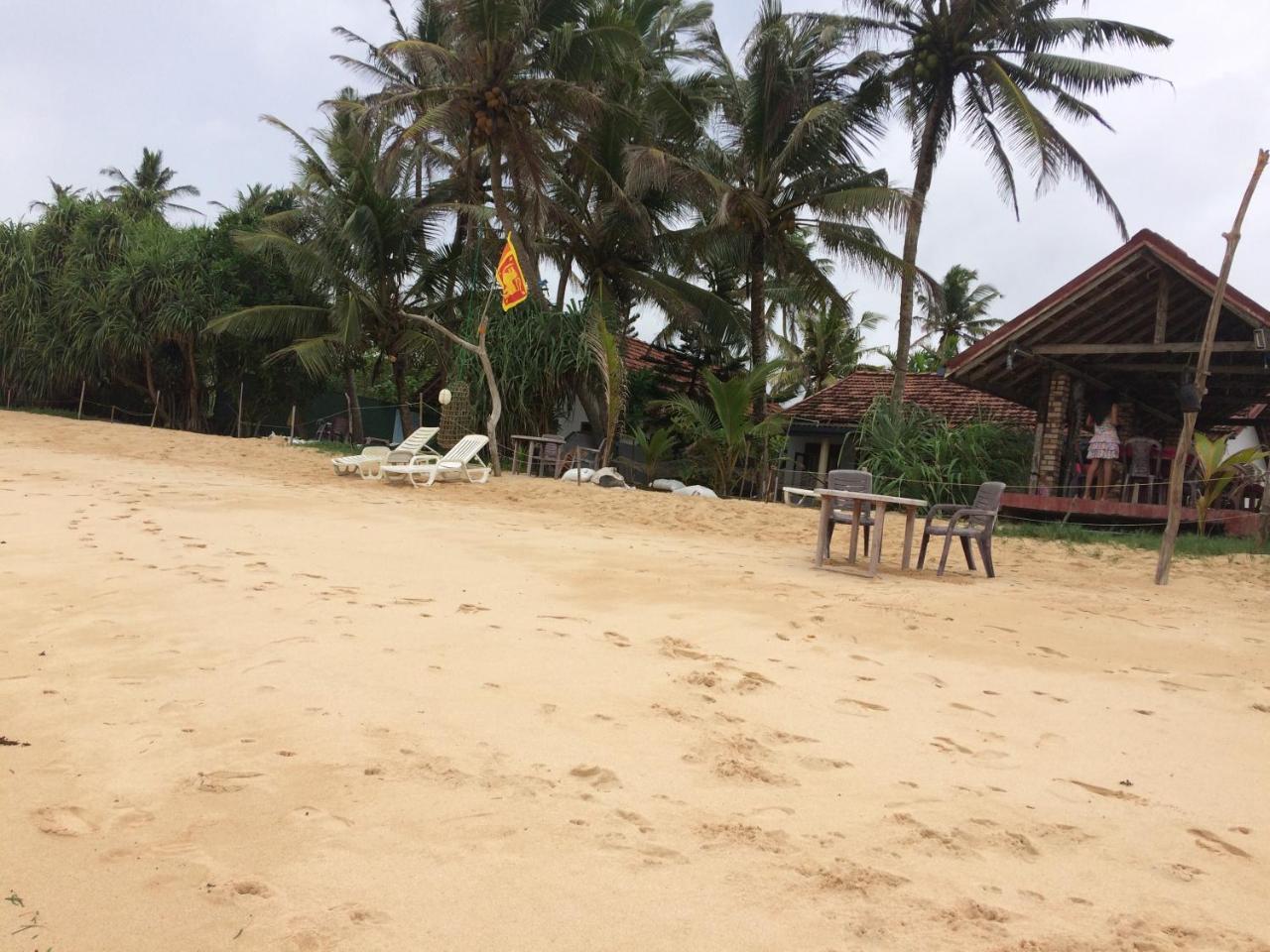 Blue Corals Beach Bungalow Matara Kültér fotó